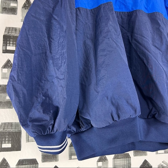 Nike Kid’s Two Tone Blue Windbreaker Kid’s Size 10-12 - Picture 2 of 5